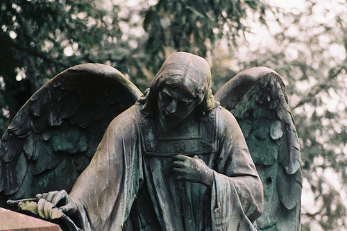 angel statue